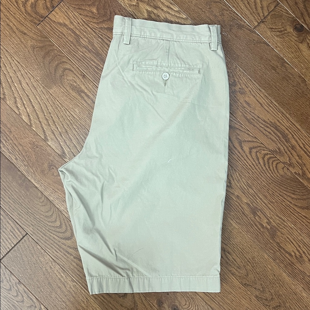 J. Crew Factory Khaki Shorts, size 36